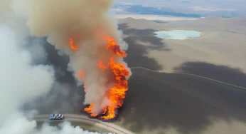 Inn Fire Triggers Urgent Evacuations and Highway Closures Near Mono Lake