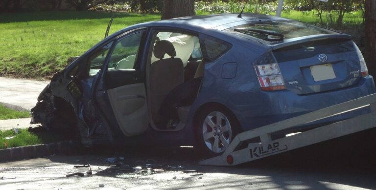 Pedestrian Dies After SUV Crash on North Asheville Street